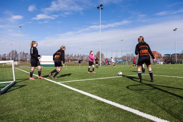 Bild 26 - B-Juniorinnen SG Weststeinburg/Bei - SV Fisia 03 : Ergebnis: 1:2